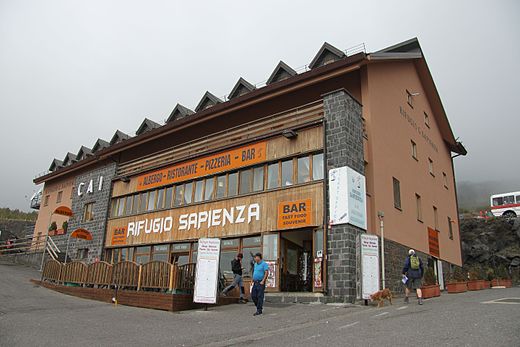 Mount_Etna_-_Rifugio_Sapienza